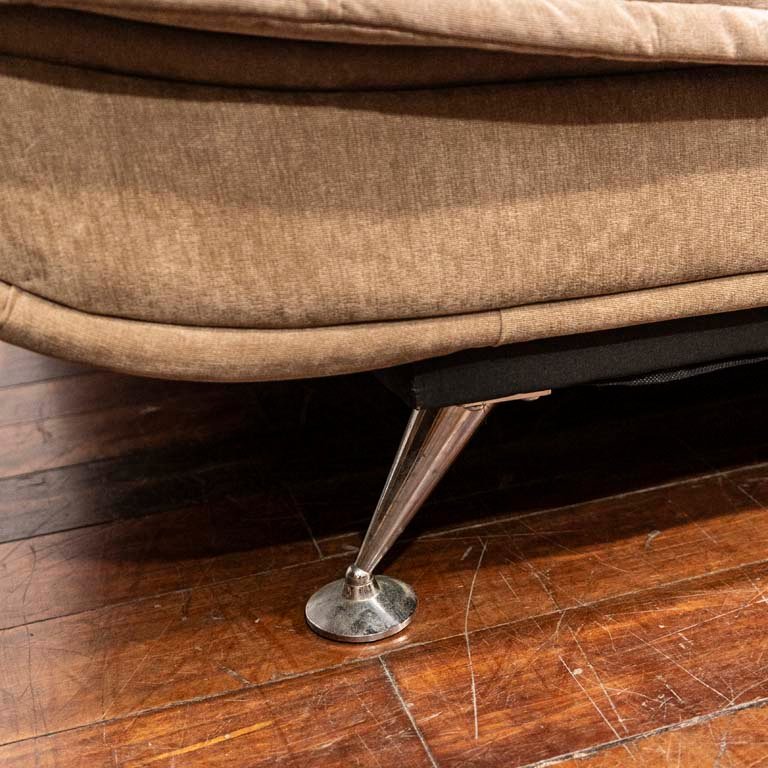 Item 2106833 - Image 2