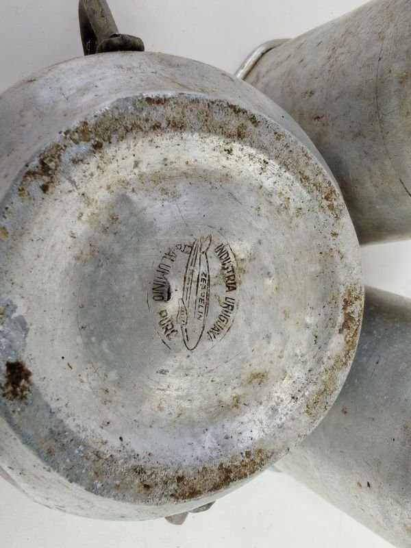 Servicios Antiguos de Aluminio para la Cocina - imagen 5