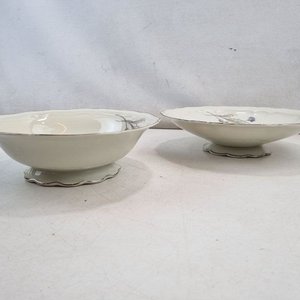 Set de 2 Fuentes para Servir LHS Bavaria Weisman Diseño Floral Cardo Azul y Dorado - imagen 3