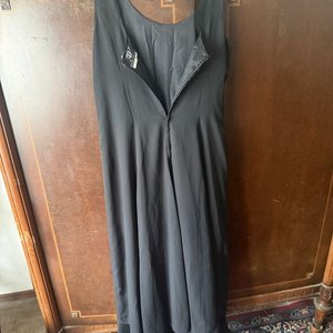 Elegante Vestido Negro Largo Talle XL Sin Mangas - imagen 3