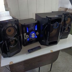 Equipo de Sonido Panasonic SA-AKX70 con Parlantes Super Woofer y Control Remoto - imagen 7