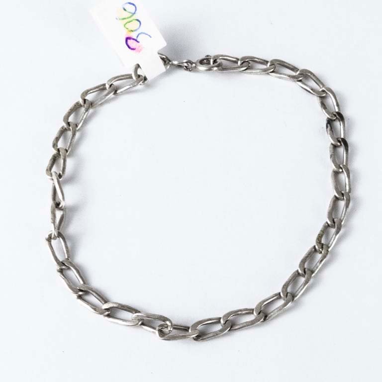 Lote anterior: Pulsera de plata en cadena