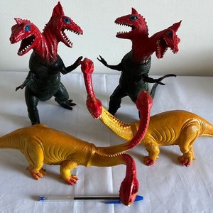 Set de 4 Figuras de Dinosaurios de Juguete - imagen 1