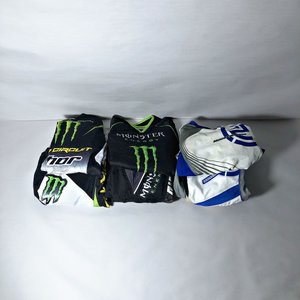 Lote anterior: Tres Conjuntos de Ropa para Motocross Monster Energy y MOOSE