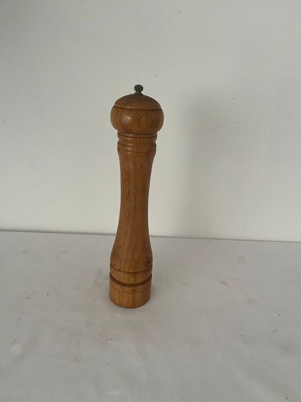 Pimentero de madera con características únicas - imagen 7