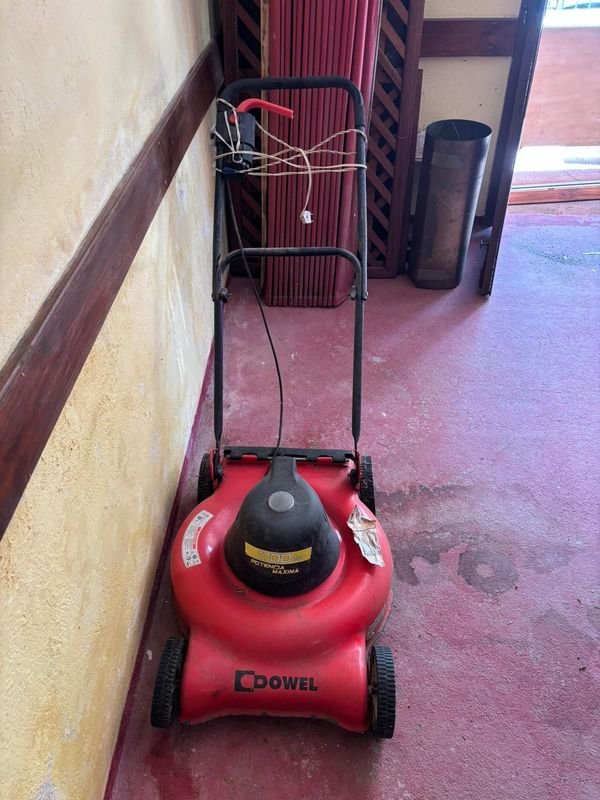 Item 889482 - Image 1