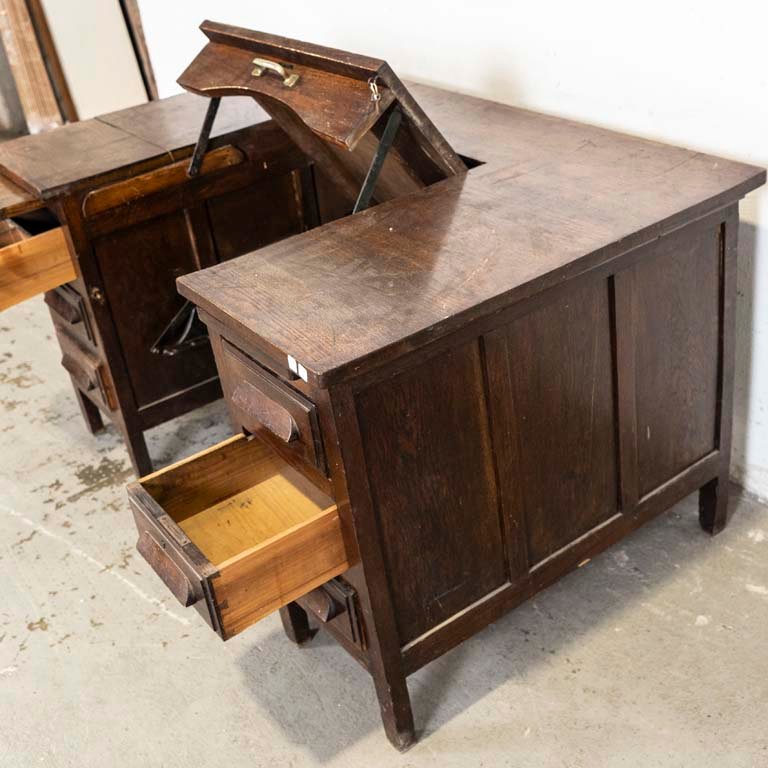 Escritorio de roble con siete cajones y dos tablas - imagen 3