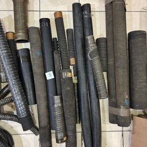 Lote de Caños y Mangueras Flexibles de Goma y Plástico - imagen 2