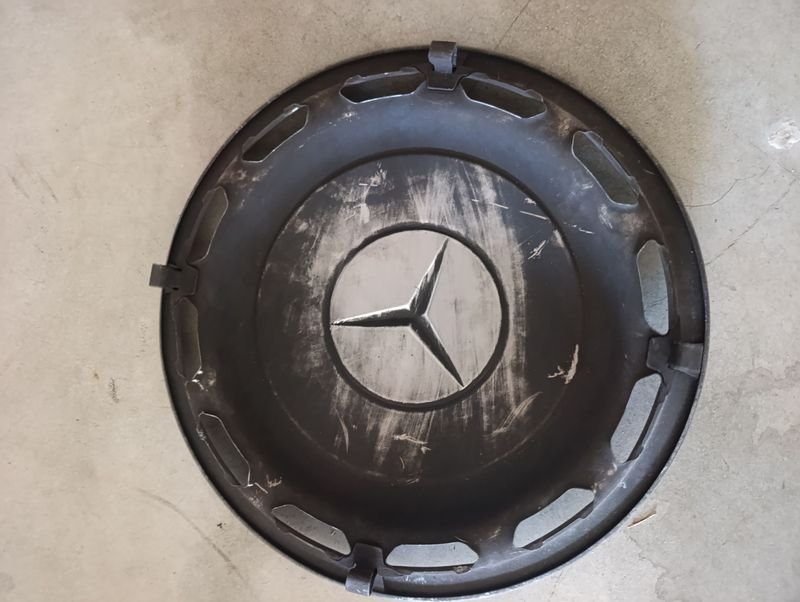 Taza de metal Mercedes Benz con logo - imagen 2