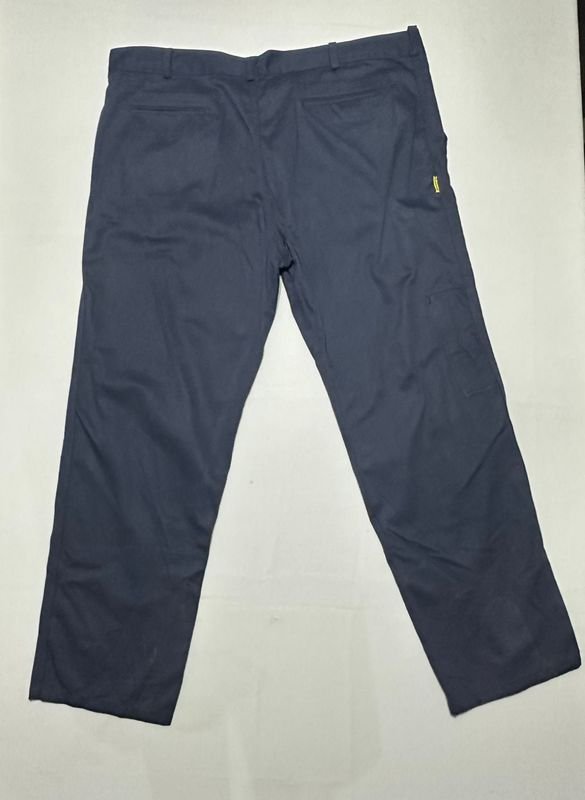 Lote siguiente: Pantalones de trabajo azules para hombre
