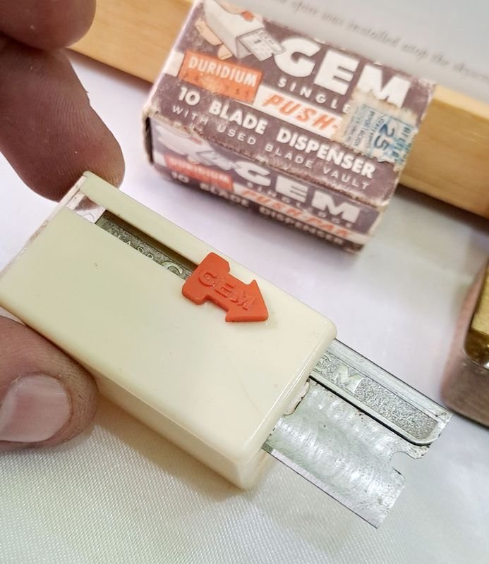 Item 876325 - Image 1