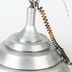 Colgante de Aluminio con Interior Anaranjado - Detalles de Uso - imagen 2