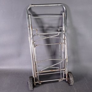 Lámpara de Mesa Azul y Carrito Plegable Metálico - imagen 6