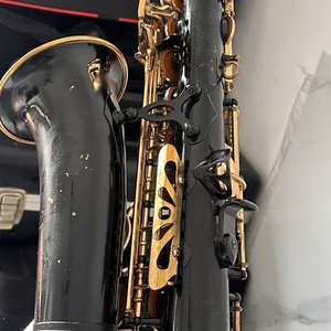 Saxofón Alto Jupiter Negro con Estuche - imagen 2
