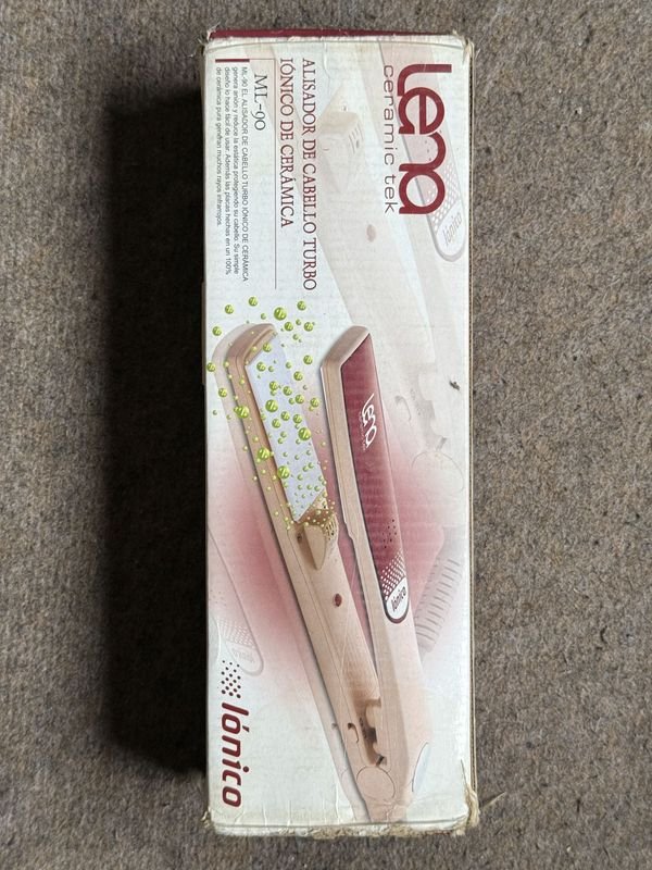 Plancha Alisadora de Cabello Lena Modelo ML-90 Cerámica Iónica