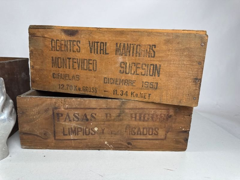 Cuatro cajas de propaganda con corned beef - imagen 3
