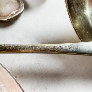 Lote de Cubiertos: Cucharas Soperas, Tenedores Grandes y Cuchillos - imagen 5