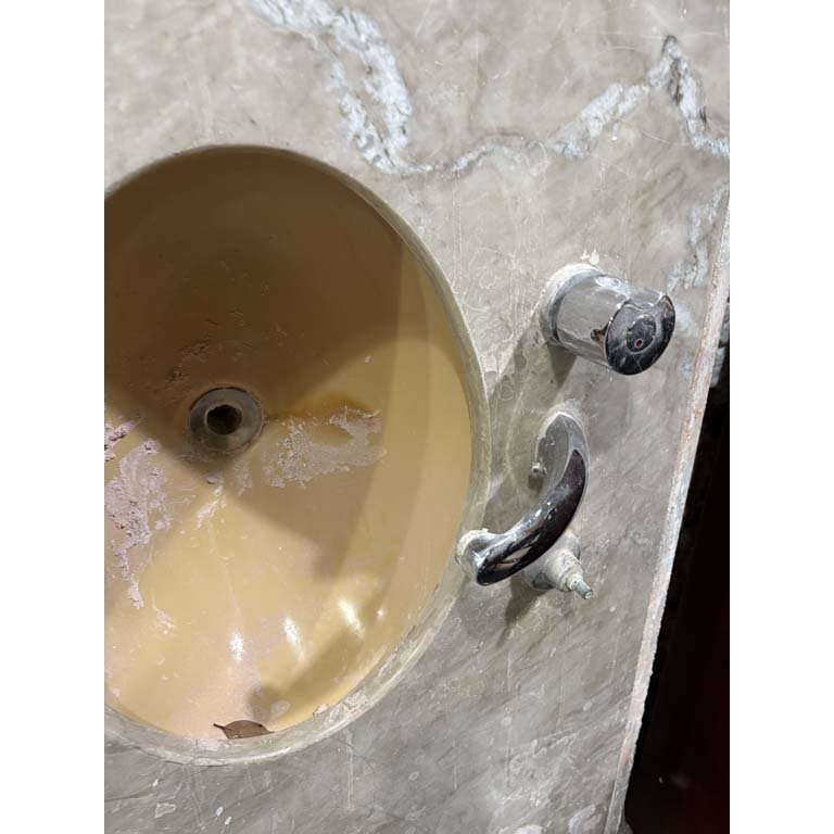 Item 2102597 - Image 1