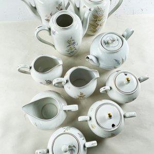Conjunto de 10 Piezas de Porcelana OLMOS Industria Uruguaya: Teteras, Cafeteras y Azucareros - imagen 2