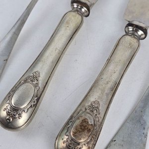 Par de Cuchillos y Tenedores de Plata 800 con Diseño Clásico - imagen 3