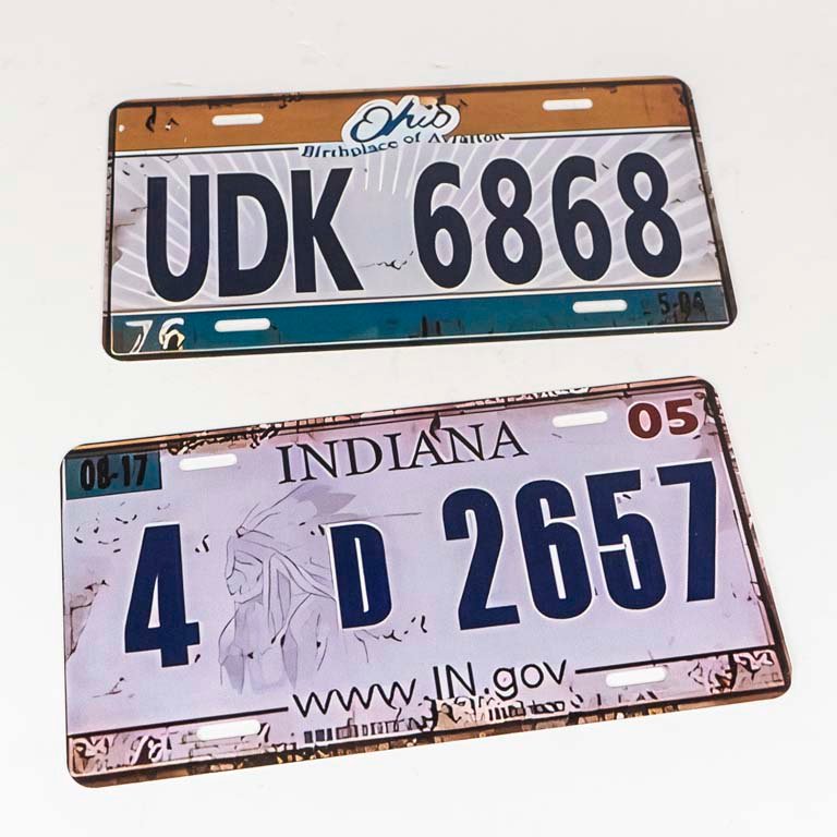 Lote siguiente: Placas de matrícula de Indiana y Ohio