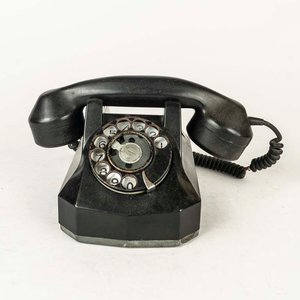 Lote siguiente: Teléfono Antiguo Negro con Detalles
