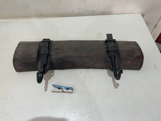 Item 28733 - Image 0