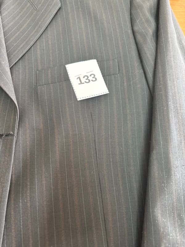 Traje de Vestir Talle 58 Rayado Oscuro