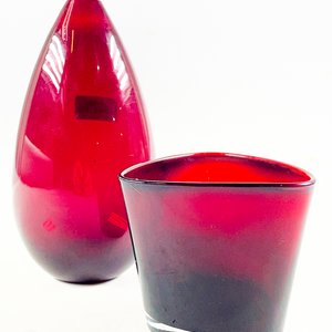 Juego de Vidrio Rubí: Centro de Mesa y Florero - imagen 3