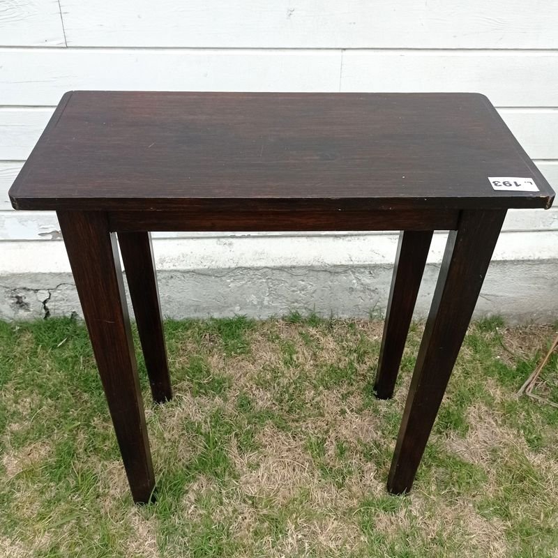 Mesa auxiliar de madera para el hogar - imagen 4