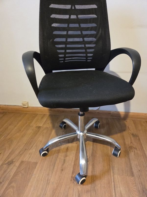 Sillón de escritorio en impecable estado - imagen 3