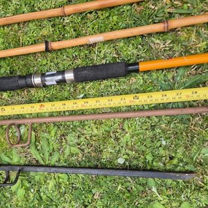 Lote de Cañas de Pescar de Tacuara y Fibra de Vidrio con Soportes - imagen 4