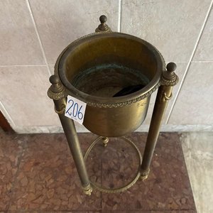 Pedestal de Bronce con Portamaceta Estilo Clásico - imagen 2