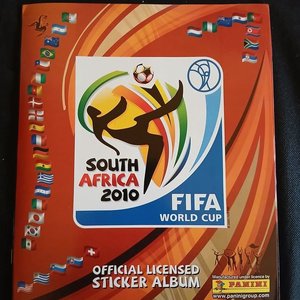 Álbum Panini Mundial Sudáfrica 2010 Completo con Set de Actualización - imagen 4
