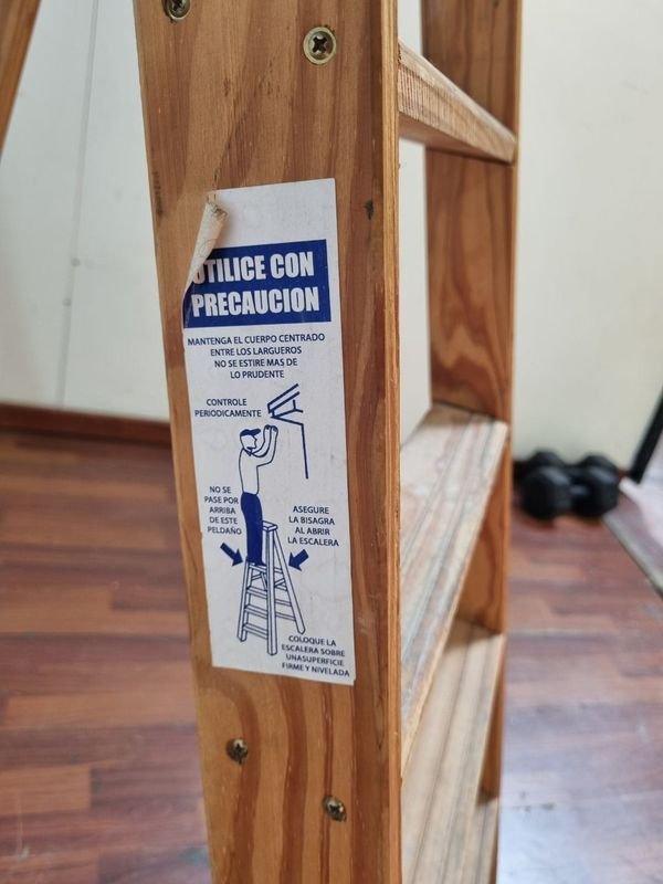 Escalera de madera para seis pasos - imagen 5