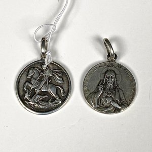 Dos Medallitas de Plata: San Jorge y Sagrado Corazón de Jesús - imagen 2