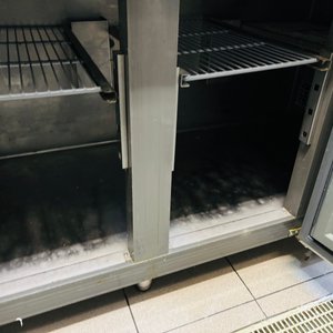 Bajo Mostrador Refrigerado Acero Inoxidable 4 Puertas - imagen 5