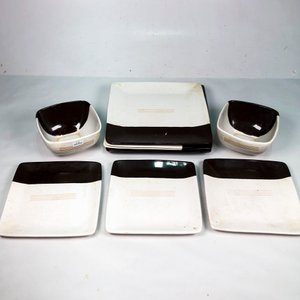 Set de 7 Piezas de Porcelana Esmaltada Blanca y Negra: Platos y Compoteras - imagen 2