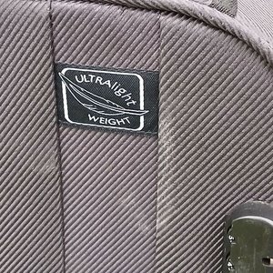 Valija de Viaje Grande Ultralight Weight Gris Oscuro - imagen 8