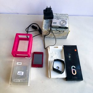 Cámara Nikon Coolpix, Smartwatch y Celular Xion - imagen 1