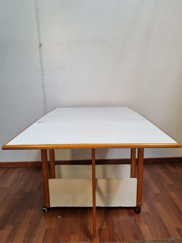 Lote anterior: Desayunador con alas plegables y ruedas para el hogar