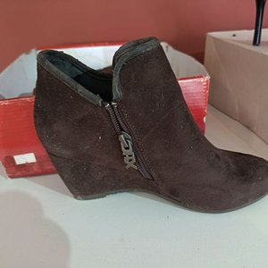 8080  27- lote de calzado nuevo, alguno puede tener detalle, ver talle y detalles en fotos - imagen 4