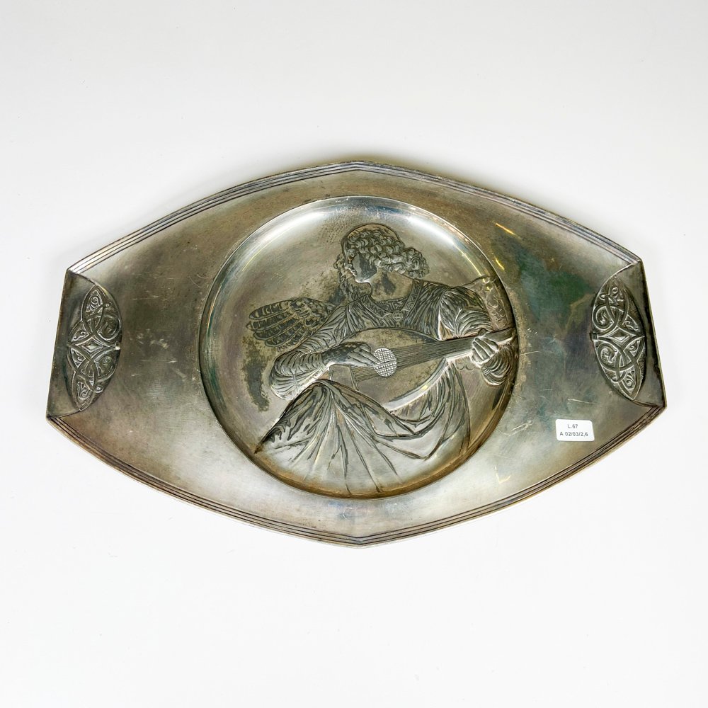 Lote siguiente: Bandeja de metal plateado WMF con diseño Art Deco