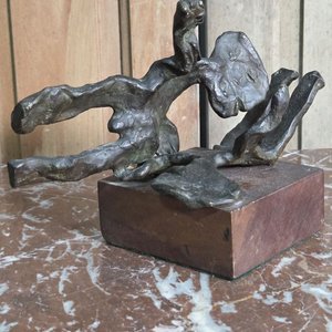 Lote anterior: Escultura "Exótico" de Germán Cabrera en Bronce Firmada