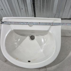 Pileta Lavatorio de Cerámica Blanca Diseño Semicircular - imagen 7