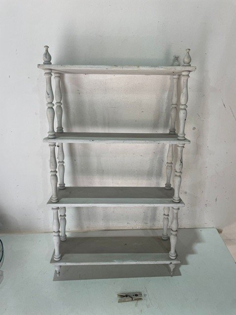 Lote anterior: Repisa de madera blanca