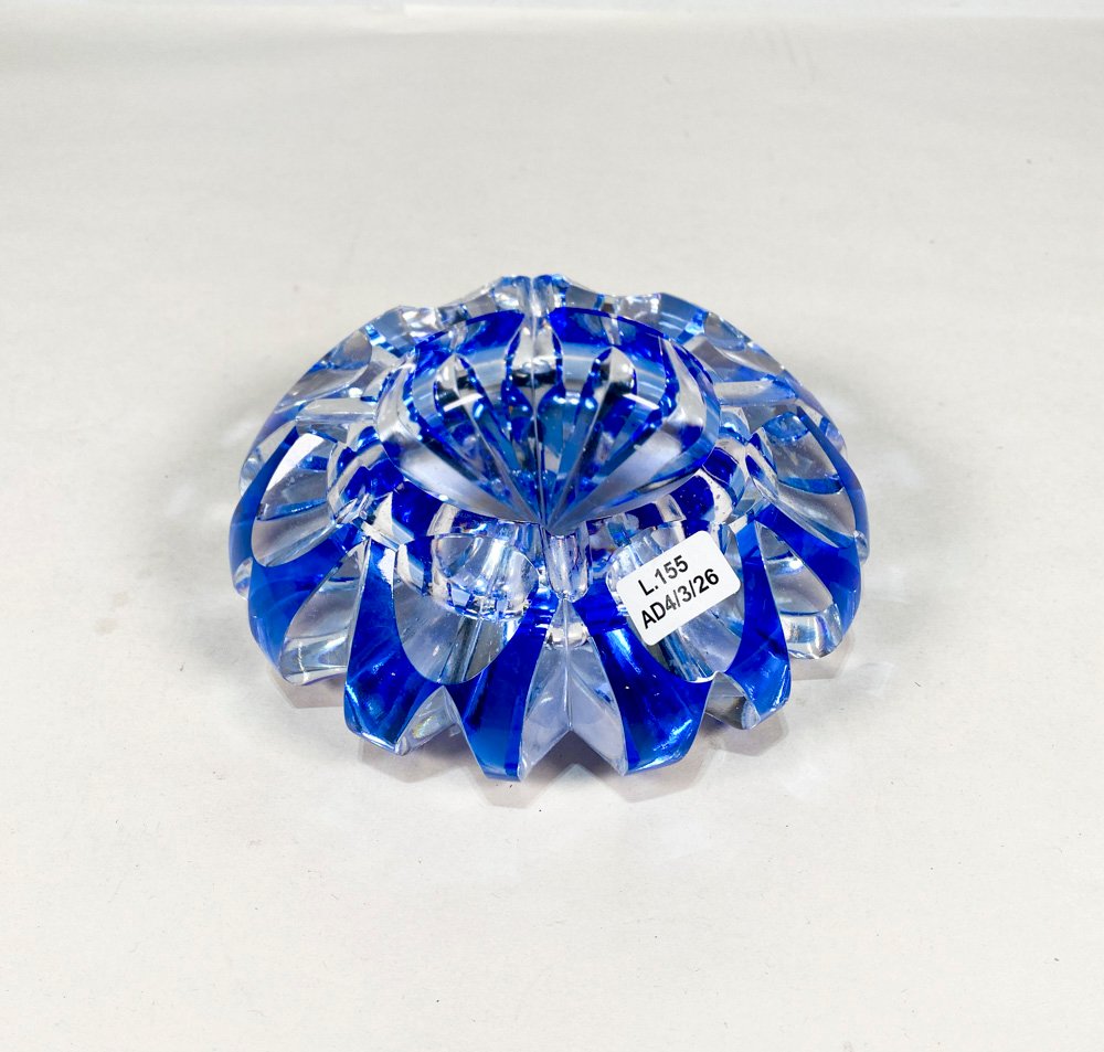 Lote anterior: Cenicero hialino de vidrio azul