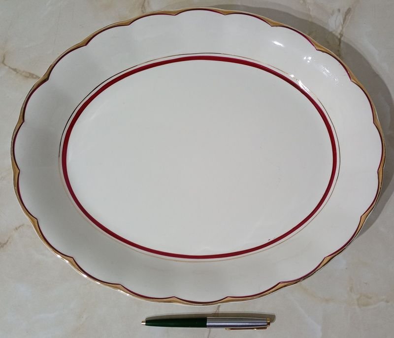 Fuente de Porcelana INGLESA; CREAMPETAL GRINDLEY - Plate con diseño floral