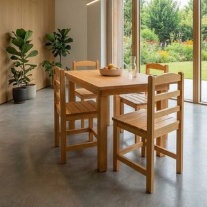Juego de Comedor: Mesa Cuadrada y 4 Sillas de Madera Clara - imagen 2