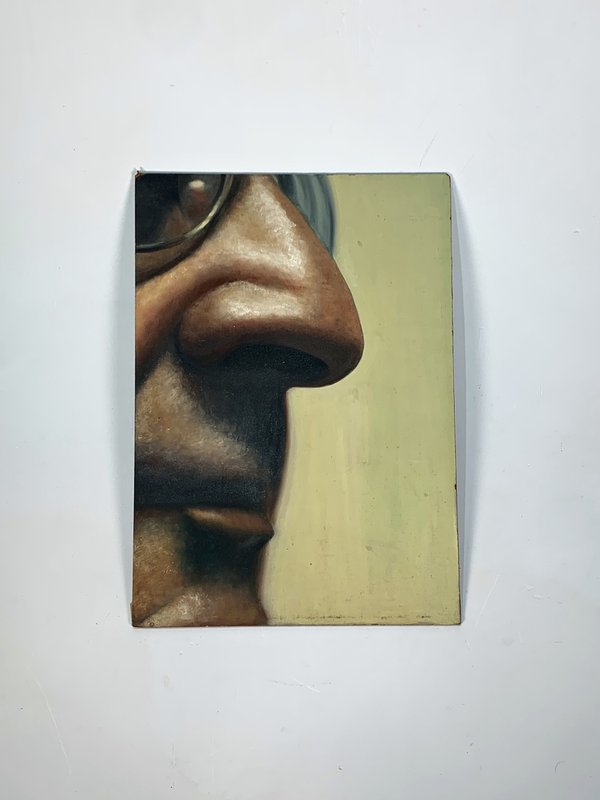 Cuadro al óleo: Rostro de hombre con nariz, fechado 2003